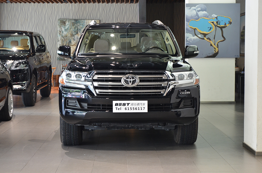 蘭德酷路(lù)澤4500中東(dōng)柴油版